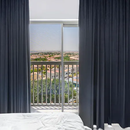 Elegant Studio Escape In The Heart Of Dubailand Extérieur photo