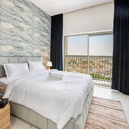 Elegant Studio Escape In The Heart Of Dubailand Extérieur photo