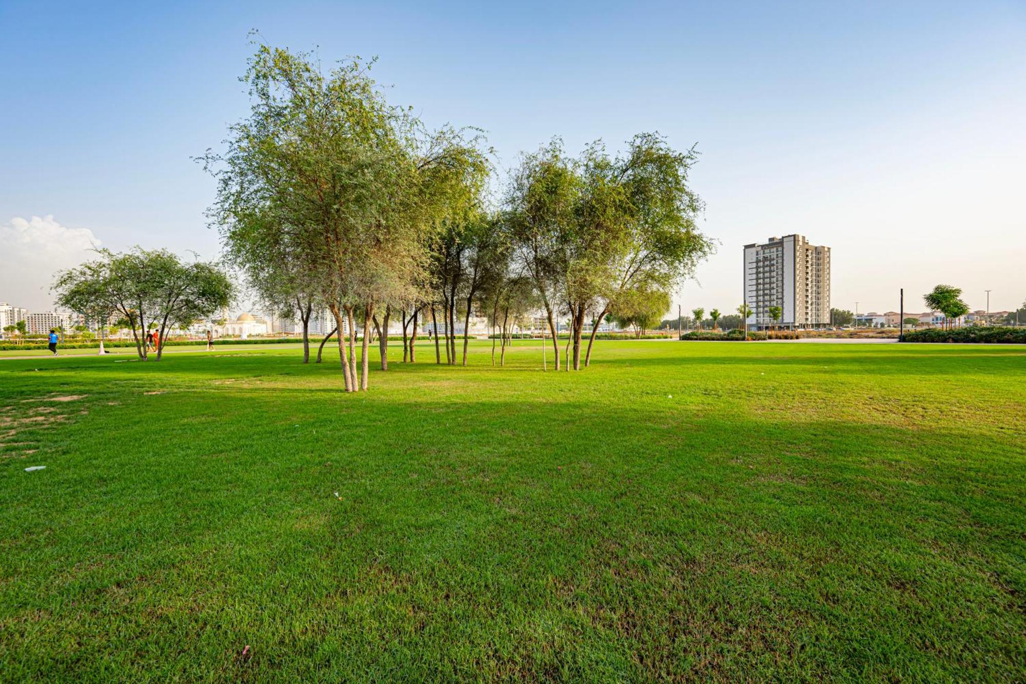 Elegant Escape In The Heart Of Dubailand Appartamento