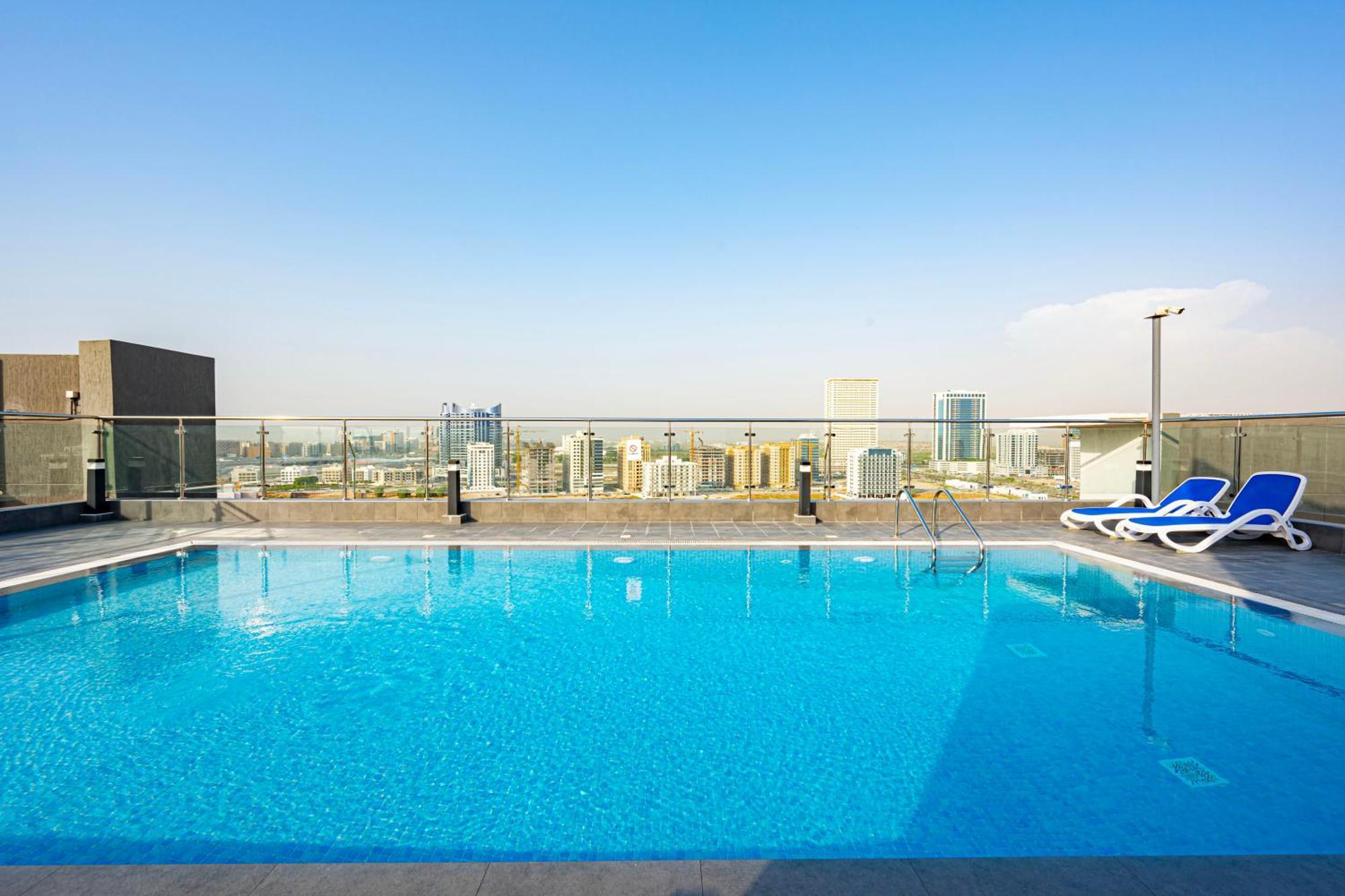 Elegant Escape In The Heart Of Dubailand Appartamento